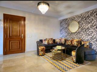 Standing élevé décoration typique MAR - 8