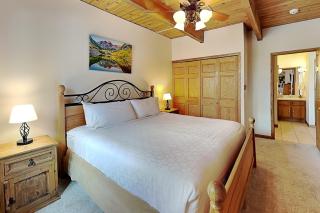 Timberline Condominiums 1 Bedroom Standard Unit B2B - 3