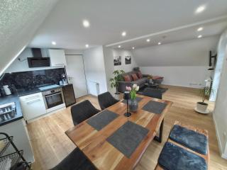 Ruhige & gemütliche Ferienwohnung mit Balkon - 8