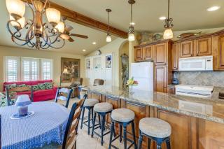 Wildlife Views & Dock! Long Island Village Escape - 2