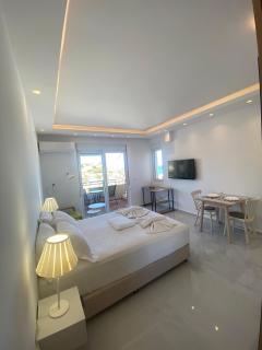 Panoramic View Boutique Suite - 1