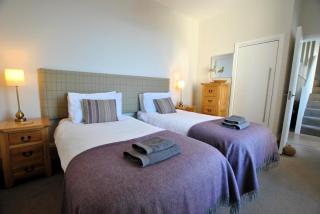 Harbourside Apartment - 8