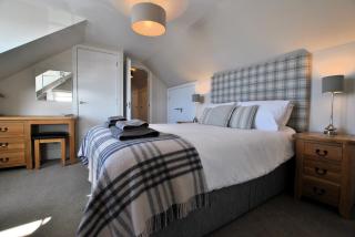 Harbourside Apartment - 7