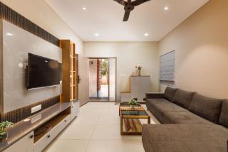 Aero Rosewood Villa 3BHK 10min to AirportLuxury - 0