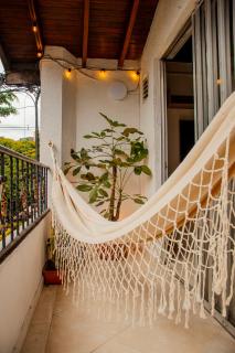 Lindo apartamento en laureles - 0