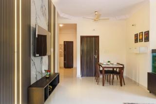 SkyWay Living by Red Olive 2BHK20min to Airport - 7