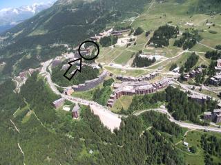 Résidence Belles Challes - Très beau studio rénové pour 4 personnes, skis aux pieds et proche des commerces dans le village du Charvet à Arc 1800 MAE-1404 - Arc 1800 - 2