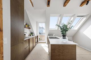 Scandinavian Luxury Penthouse with Balcony - 1