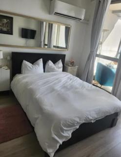 Luxury Apt on Beach with Great Views - 6