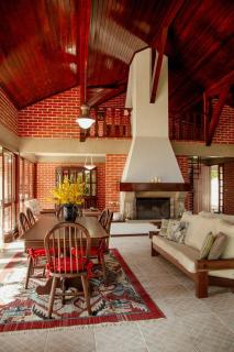 Cozy Mountain Retreat - 0