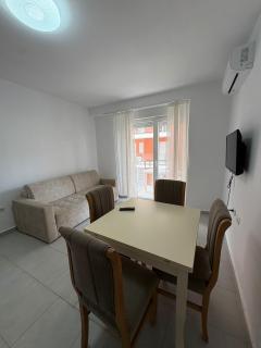 Apartaments Jozef ,rana e hedhun shengjin - 8