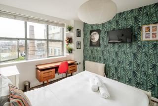 Bright Spacious 1BR Flat in Vibrant Dalston - 5