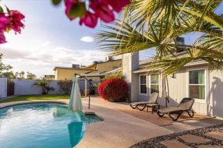Resort-Style Chandler Retreat Heated Pool Firepit BBQ - 4