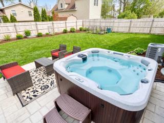 Spacious Northfield 4BR Escape near Cuyahoga Valley - 9