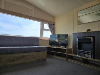 Caravan in Camber Sands Escape, Sleeps 6, 3 Bedrooms, Pet friendly - 8