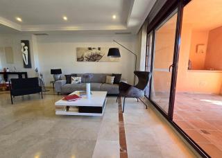 Luxury apartment with free golf - 1