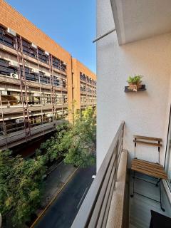 Estudio práctico y acogedor, ubicación privilegiada - 2