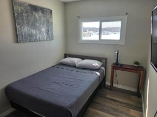 Stylish 3BR Home Near Hub Trail & Amenities - 1