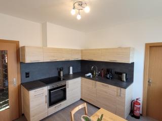 Moderne Ferienwohnung nahe Innsbruck mit Bergblick - 8