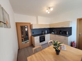 Moderne Ferienwohnung nahe Innsbruck mit Bergblick - 7