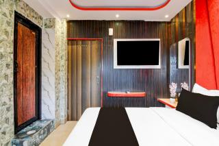 OYO 83431 Love Point - 7