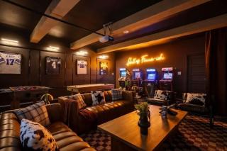 LUX 5 Bedroom - Walk to FIFA AT&T & Globe Life Stadium - Pickleball basketball movie theater gameroom firepit and more - 7