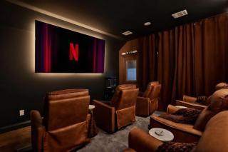 LUX 5 Bedroom - Walk to FIFA AT&T & Globe Life Stadium - Pickleball basketball movie theater gameroom firepit and more - 8