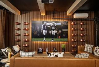 LUX 5 Bedroom - Walk to FIFA AT&T & Globe Life Stadium - Pickleball basketball movie theater gameroom firepit and more - 1