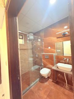 Elegant villa getaway - 1