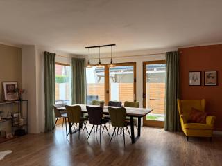 House for family, friends and business - 4