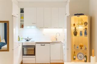 Stylish 2BR Home with Sauna, Garden & Free Parking - 5