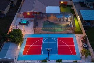 Suncourt Retreat Sports Court Pool Hot Tub - 7