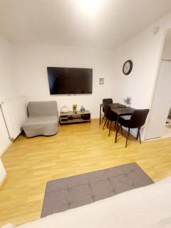 Cosy Home 4 - Spacieux studio avec parking - 30 min Paris - Cergy - 9