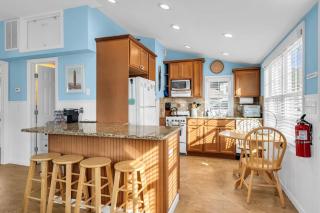 Ocean Beach 3! Fast WiFi | Coffee | Pet Friendly - 9