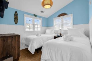 Ocean Beach 3! Fast WiFi | Coffee | Pet Friendly - 1