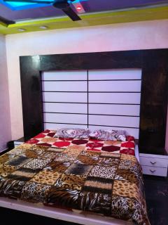 The SD hotel and Restaurant - 2