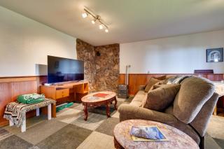 < 1 Mi to Pioneer Ave: Homer Base w/ Fire Pit! - 6