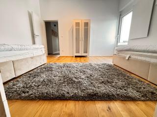 Sonnenhalde- Moderne Wohnung- 3 Schlafzimmer- Neubau-Ruhige Lage - 7