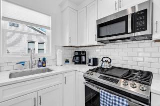 Keurig | Porch | Outdoor Seating | BBQ Grill - 1