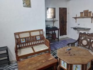 Precious Bungalow House - 1