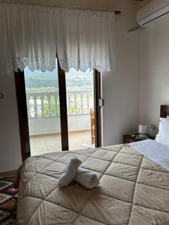 StoneTale Garden Guesthouse - 4