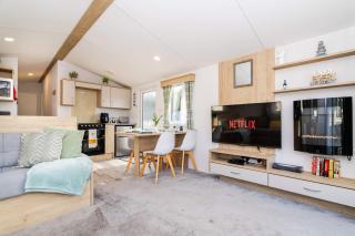 Seton Sands 3beds Premium Caravan Sleeps 7 - Near Edinburgh - Fast WiFi and Free Parking - 2