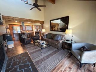 32 Meadow House - 9