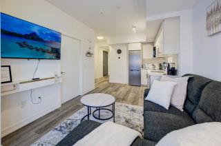 Modern & Stylish Condo Downtown KW - 9