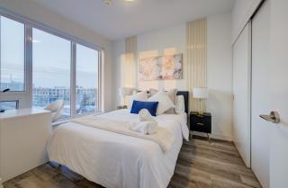 Modern & Stylish Condo Downtown KW - 7