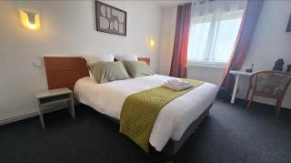 Chambre type hôtel avec Salle de bain privée - 6