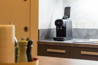 Le Parvis Saint-Pierre, parking gratuit, appartement familial, emplacement privilégié au pied de la cathédrale - 3