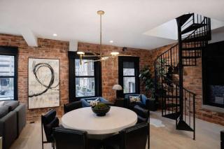 PrivateRooftopPatio-HotTub-FirePit-WetBar-Downtown - 4