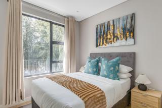 Tree Tops 2 Bed Apartment, Houghton Johannesburg - 5