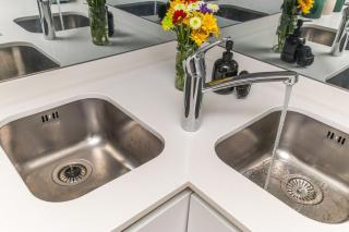Tree Tops 2 Bed Apartment, Houghton Johannesburg - 1
